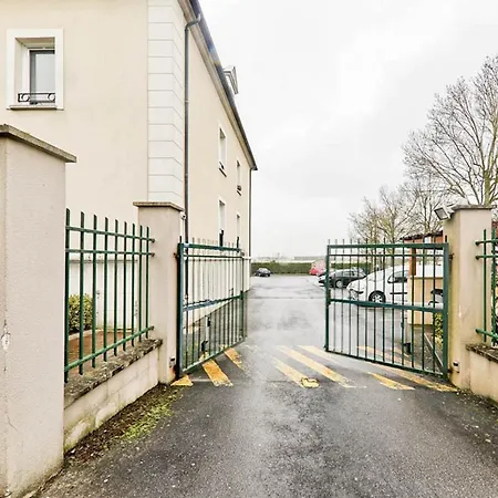 Les Moulins * Диснейленд Париж